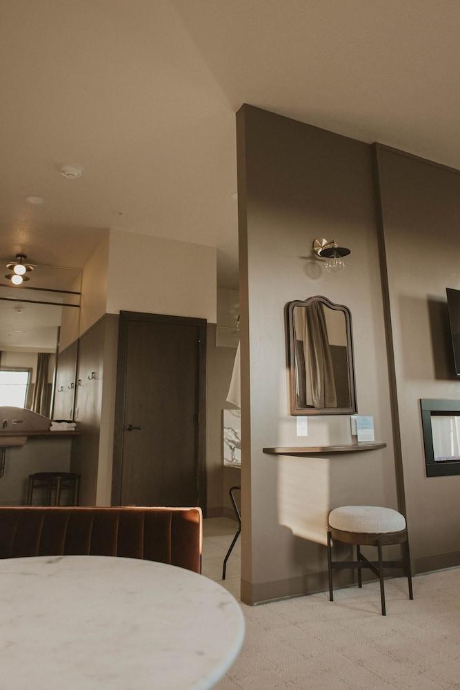 The Atlee Suites photo 40