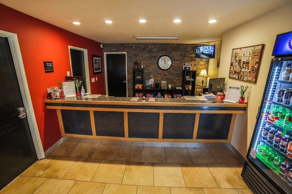 Sunnyside Inn & Suites photo 24