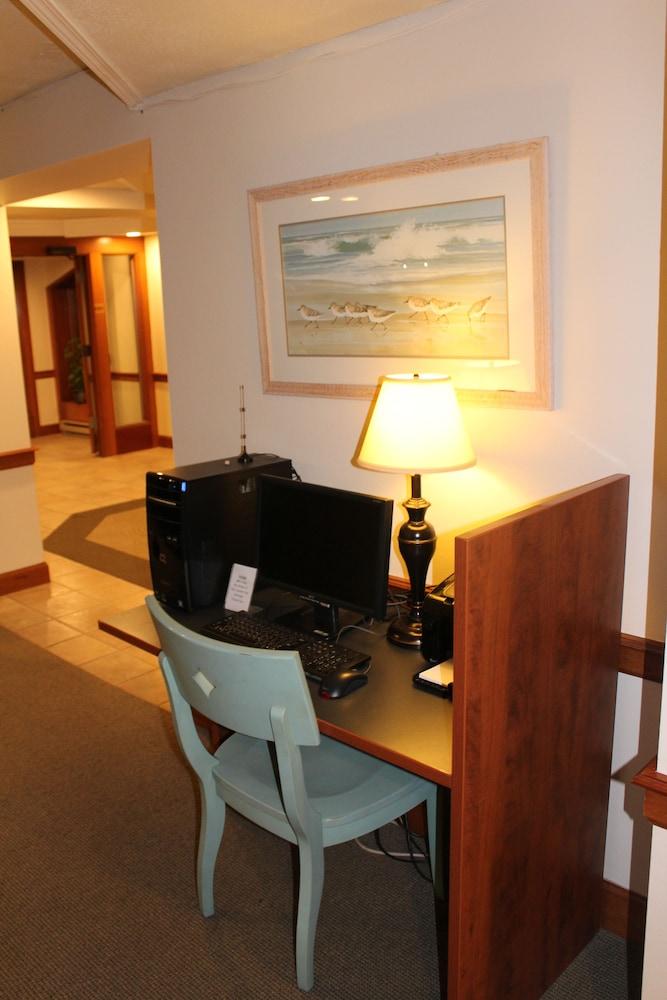 Chateau Westport Resort photo 32