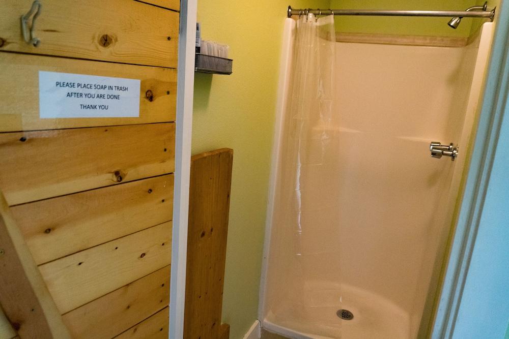 Estes Park Adventure Hostel photo 12