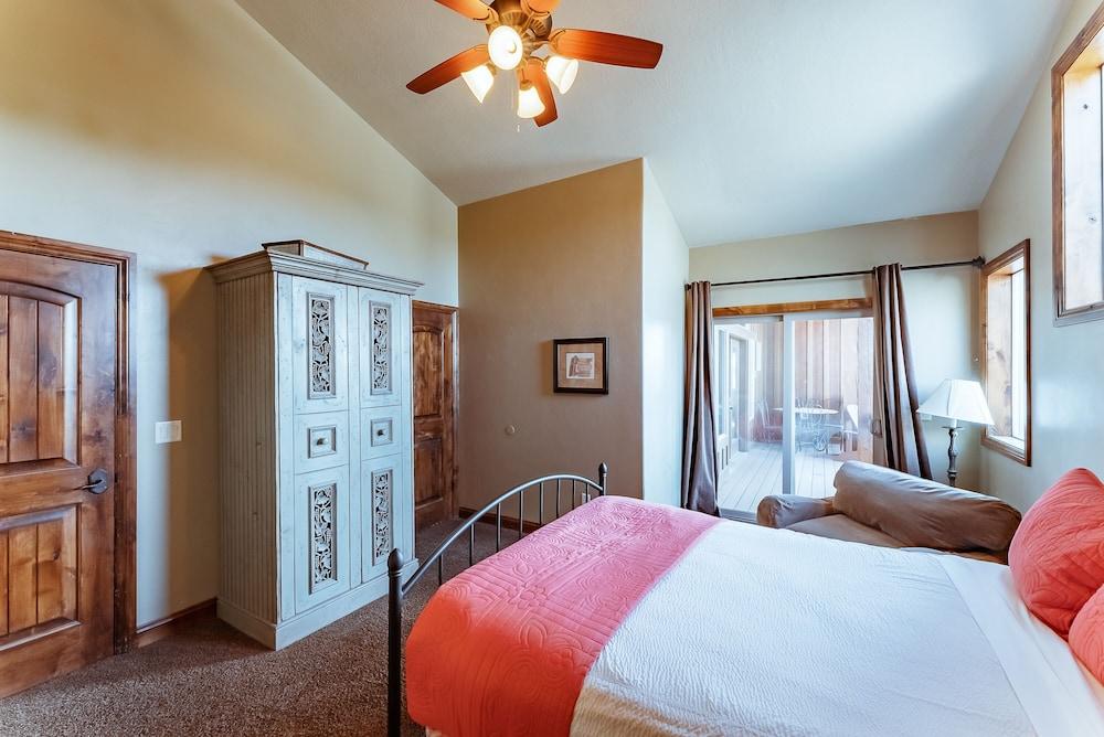 Zion Ponderosa Ranch Resort photo 57