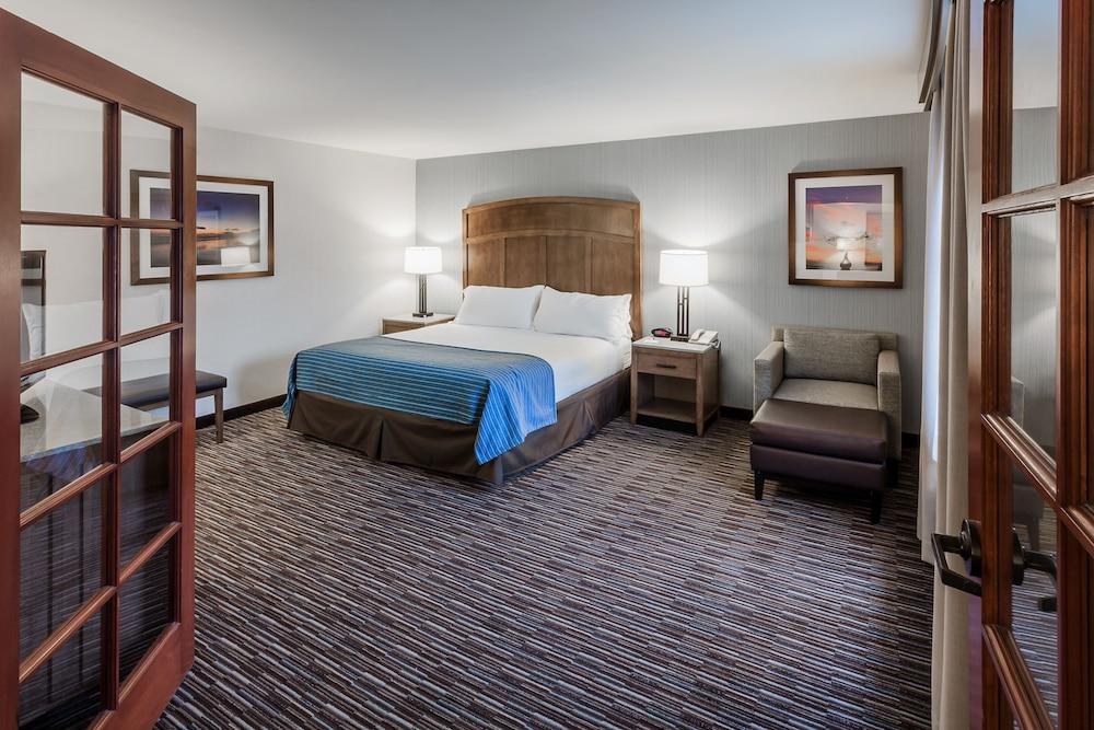 Holiday Inn Express & Suites Carpinteria by IHG photo 5
