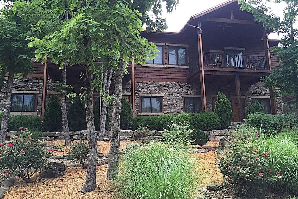 Stonewater Cove photo 34