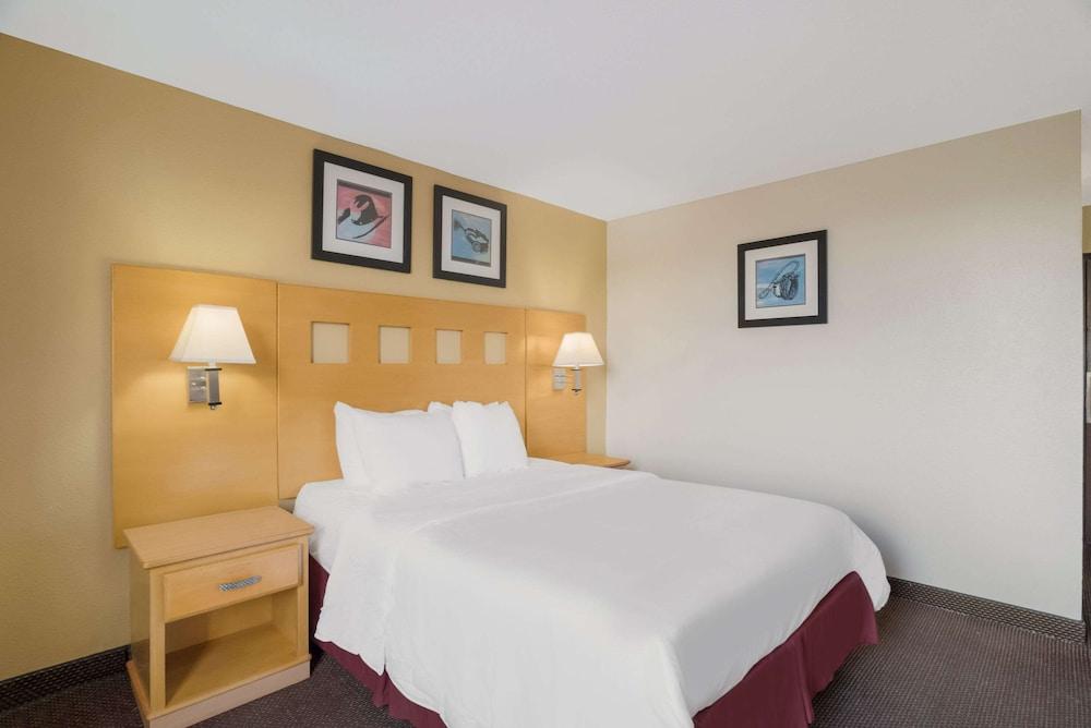 Quality Inn Alice photo 7