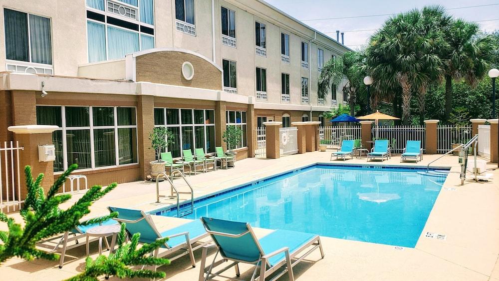 Holiday Inn Express Hotel & Suites Jacksonville South I-295 by IHG photo 39