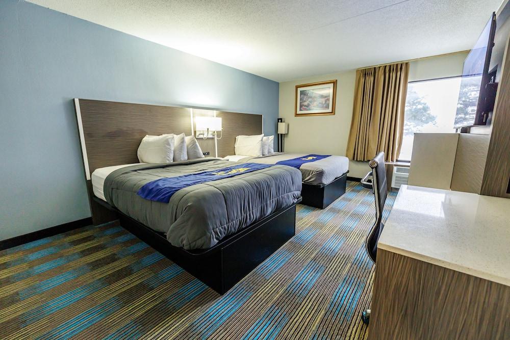 New Victorian Inn & Suites photo 17