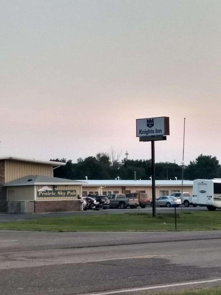 Knights Inn Winner — hotel in Winner