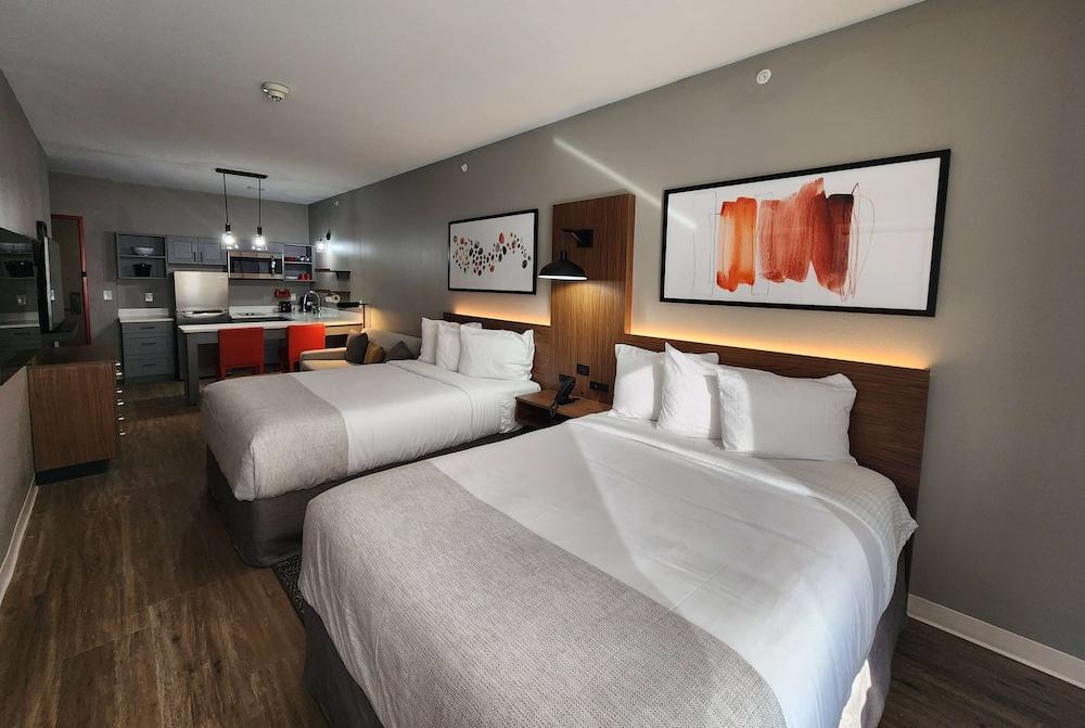 Hawthorn Extended Stay by Wyndham Del Rio photo 12