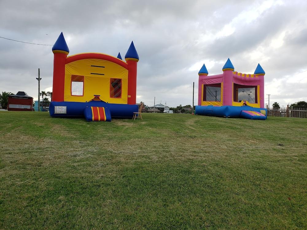 Hunt's Castle photo 6