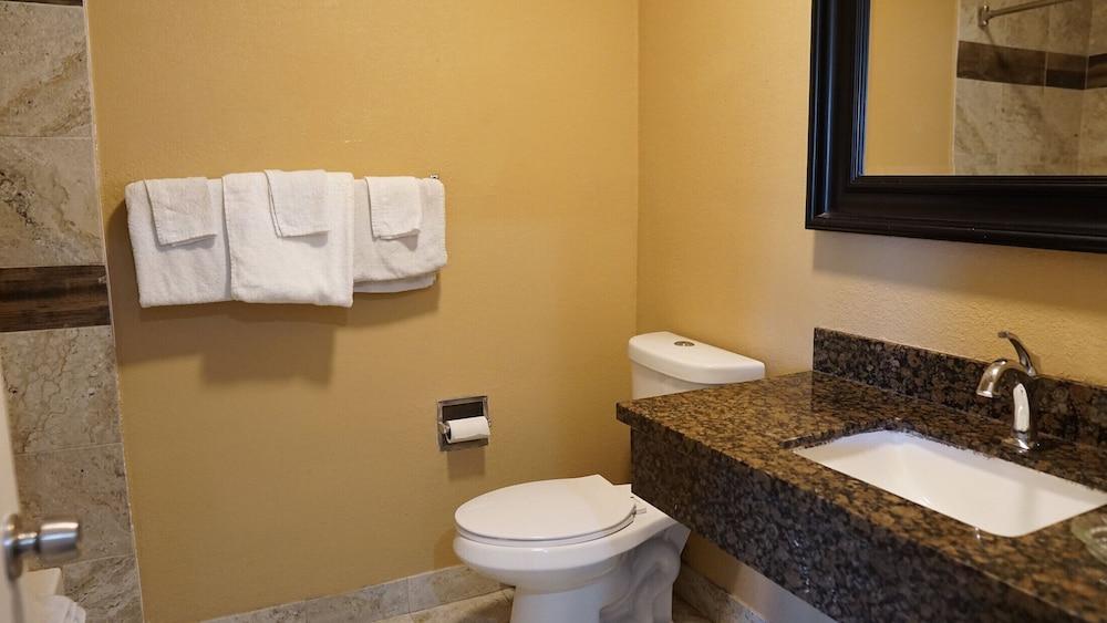 Budget Inn photo 23
