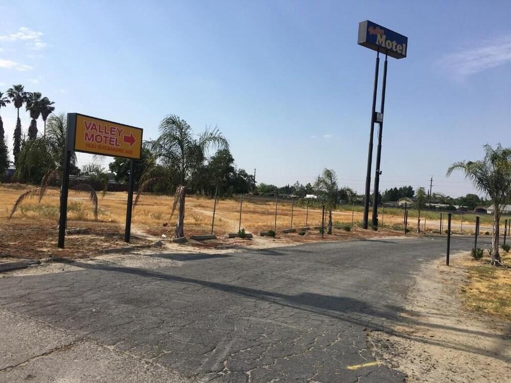 Valley Motel photo 14