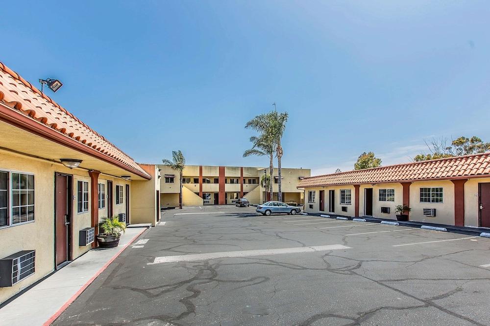 Rodeway Inn Ventura Midtown photo 36