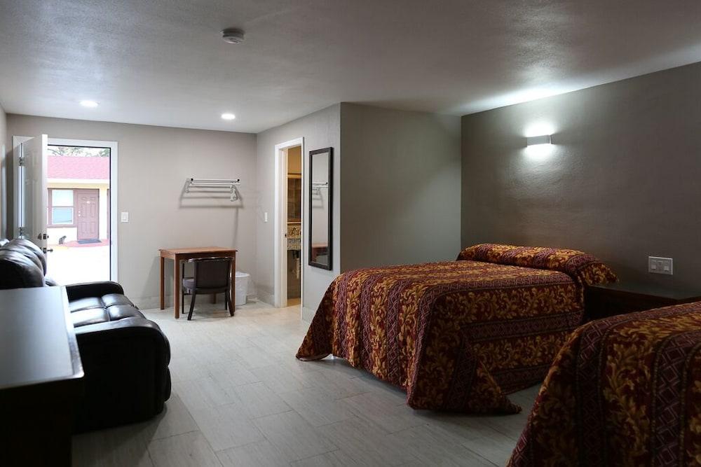 Heritage Inn photo 8