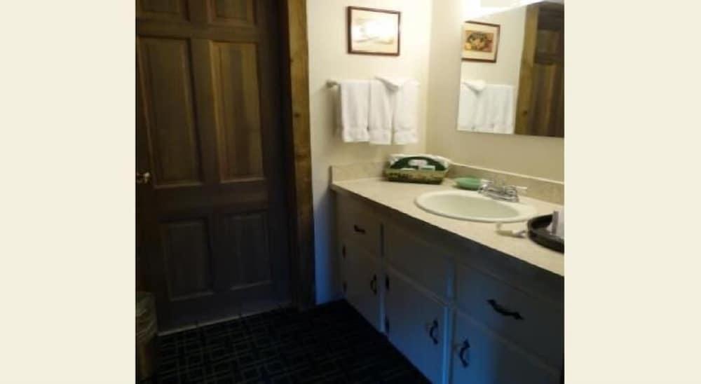 Christmas Farm Inn and Spa photo 41