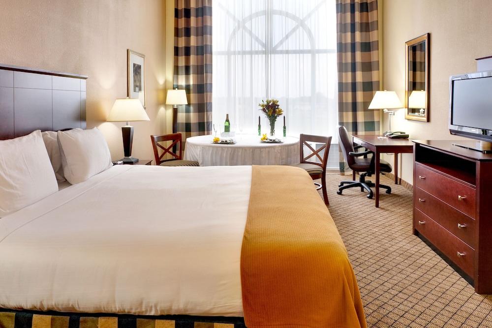 Holiday Inn Express & Suites Millington by IHG photo 3