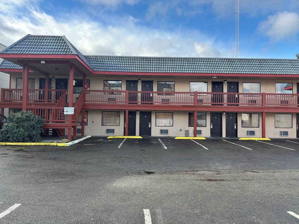 Jet Inn Motel photo 16
