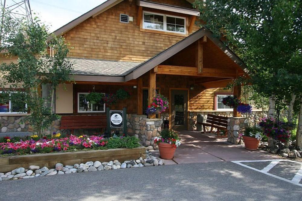 Swan Mountain Resort photo 12