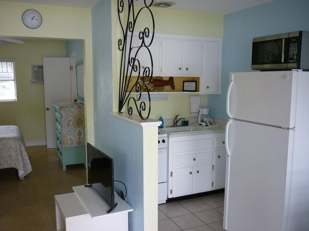 Palm Court Motel photo 10