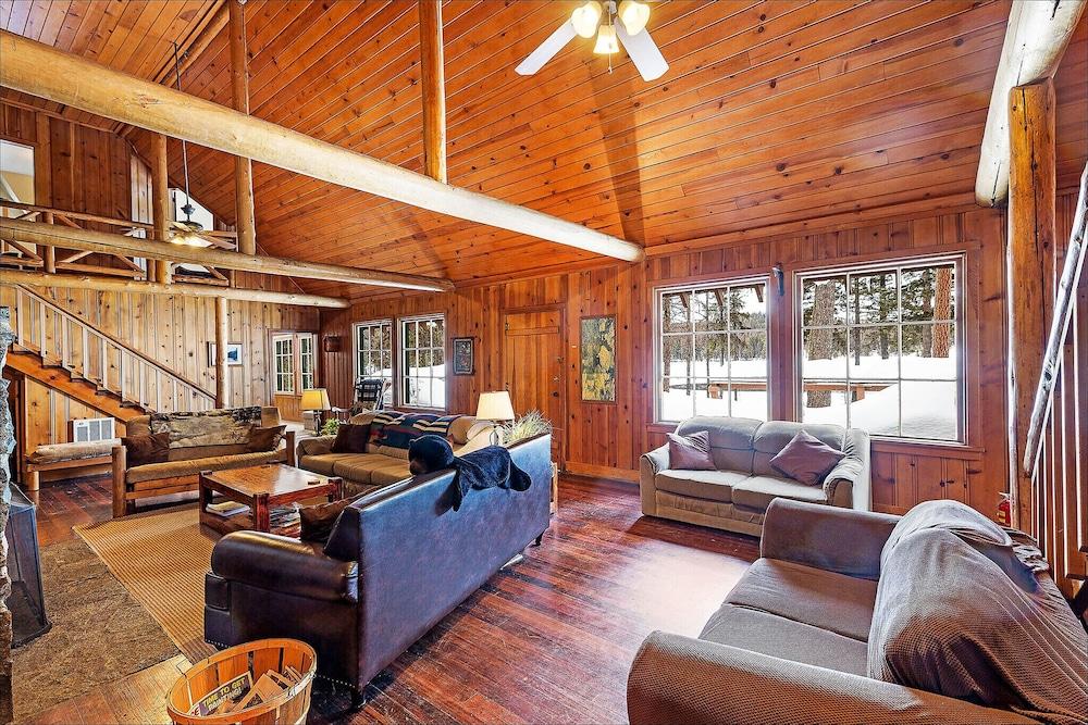 Diamond Belle Guest Ranch photo 38