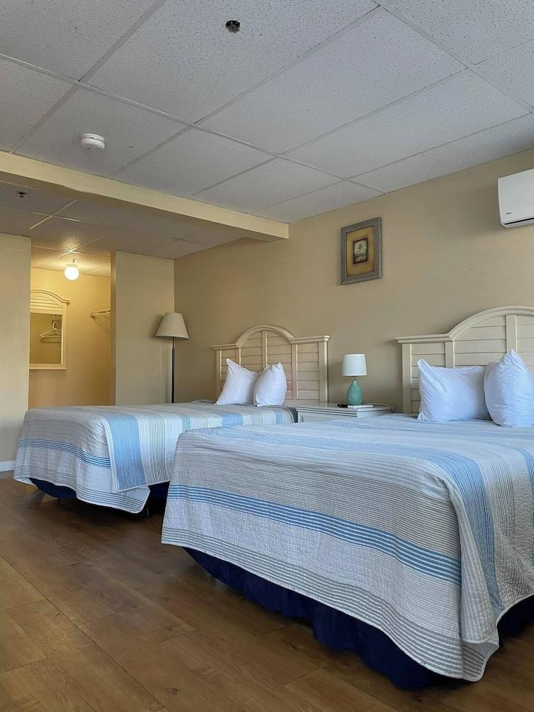 Grand Beach Inn photo 25
