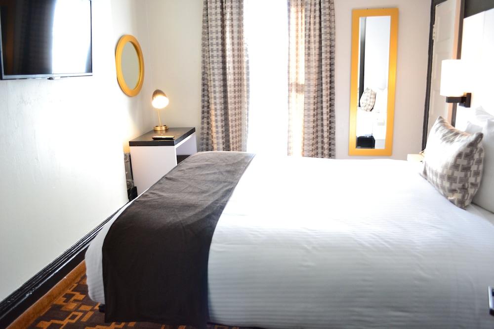 Adante Hotel photo 41