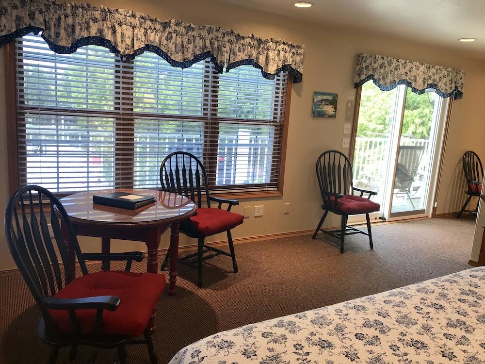 Bay Breeze Resort photo 45