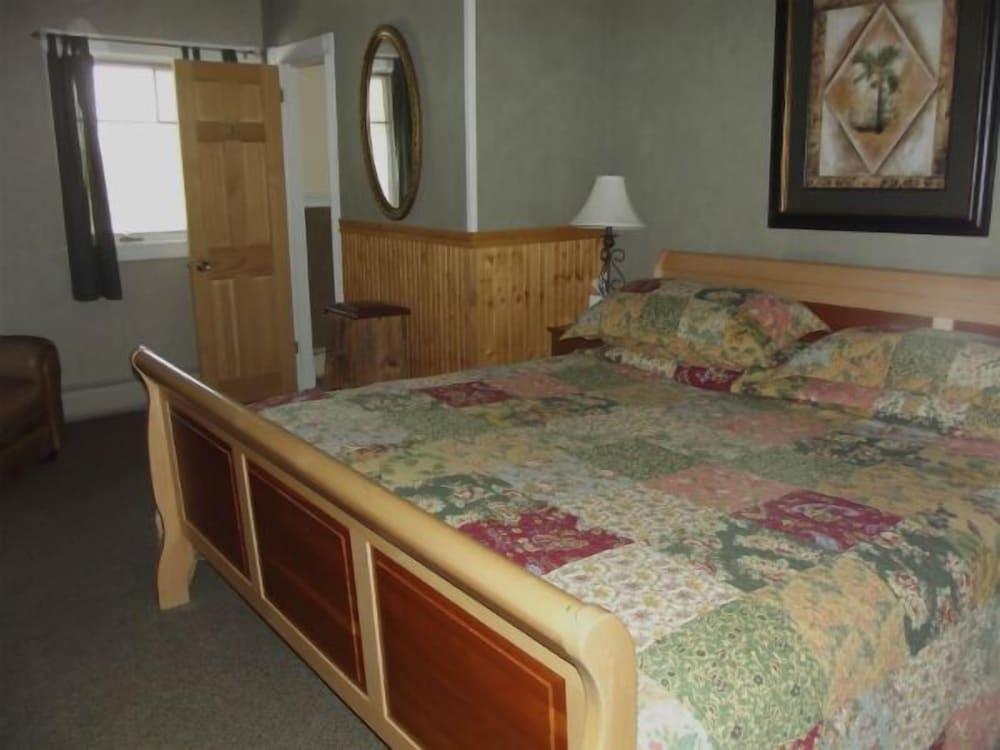The Jay Village Inn photo 12