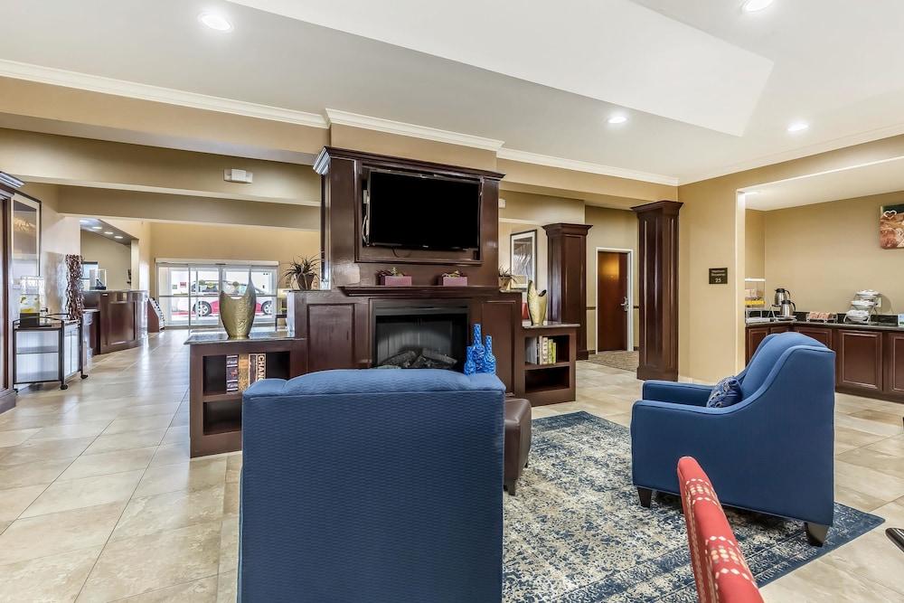 Comfort Suites Houston IAH Airport - Beltway 8 photo 3
