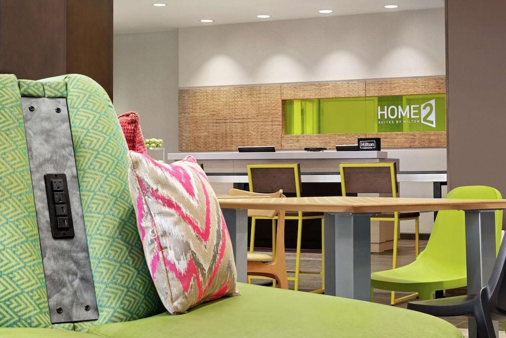 Home2 Suites by Hilton Colorado Springs South photo 4