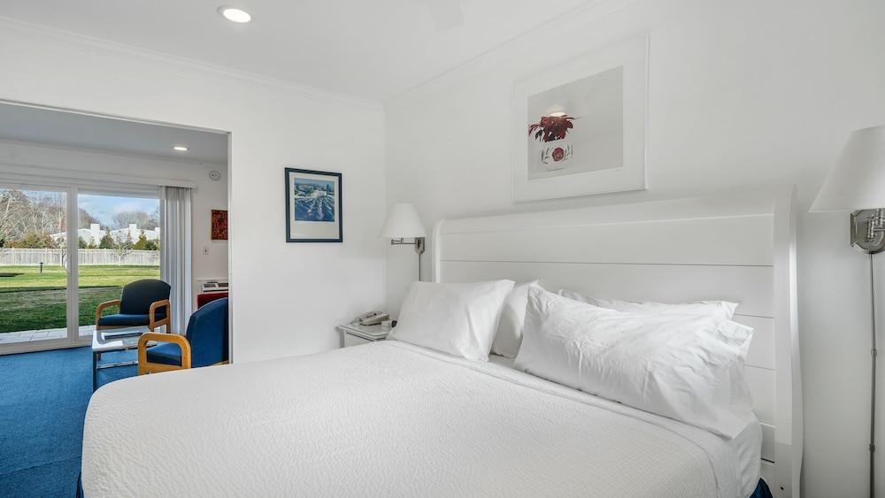 East Hampton House Resort photo 87