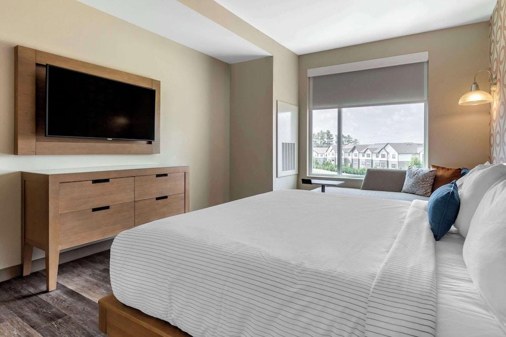 DoubleTree by Hilton Greenville Woodruff Road photo 12