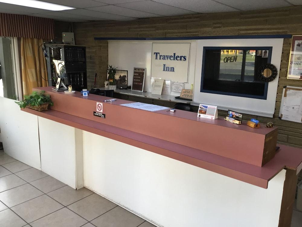 Travelers Inn photo 17