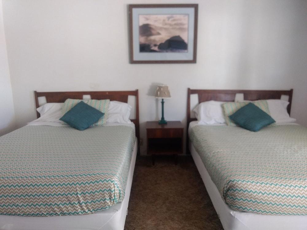 Stagecoach 66 Motel photo 14