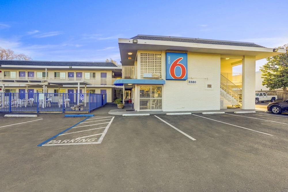 Motel 6 Napa, CA photo 23