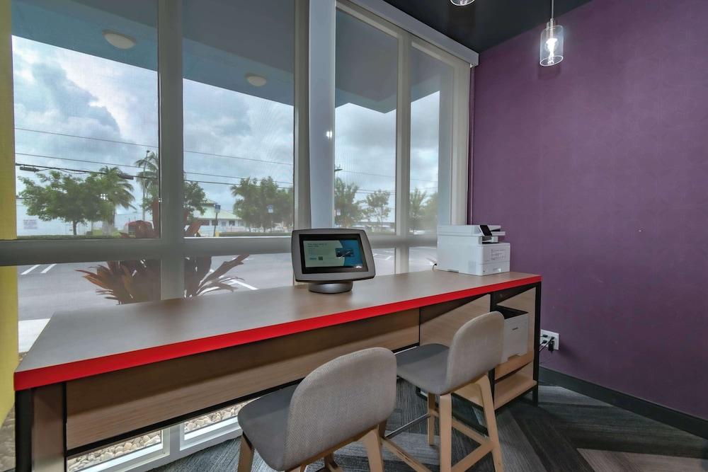Tru by Hilton Florida City photo 20