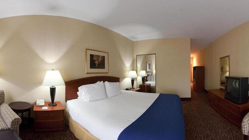 Days Inn by Wyndham Cedartown photo 12