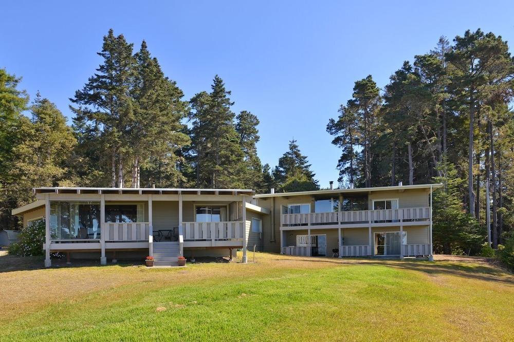 Fort Ross Lodge photo 17