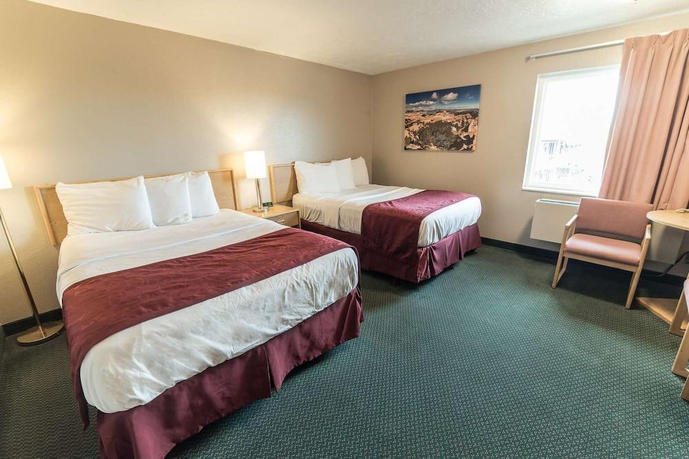 Red Ledges Inn photo 11