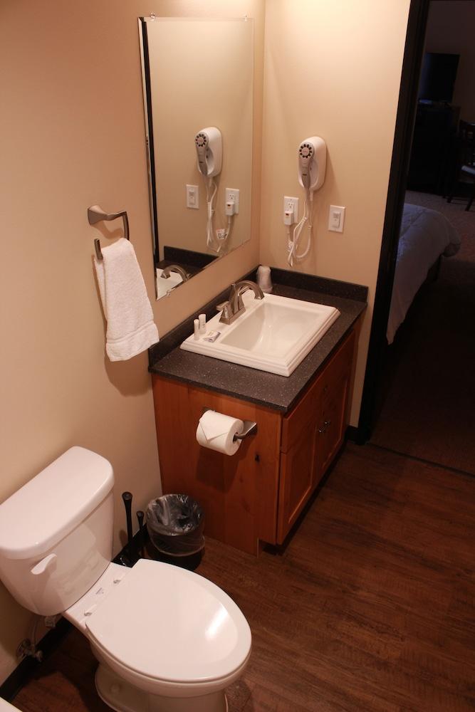 Sitka Hotel and Restaurant photo 15