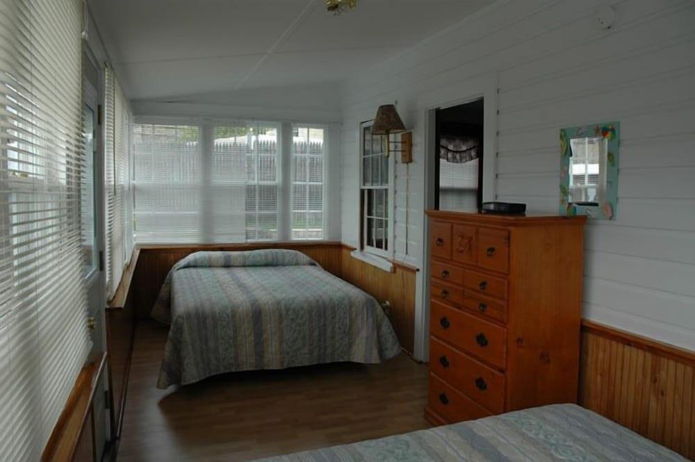 Channel Watefront Cottages photo 30