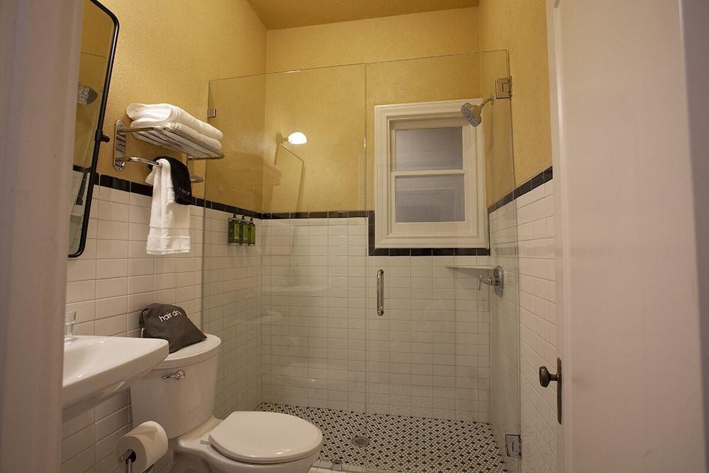 Greyhound Inn photo 47