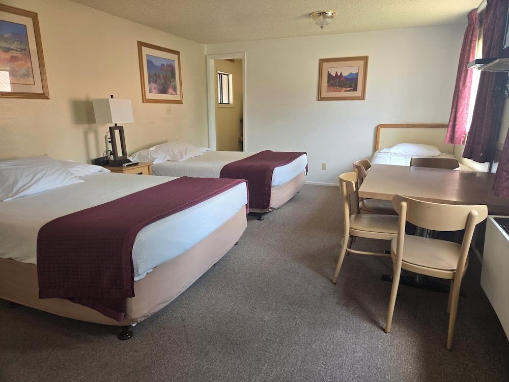 Hatch Station Motel and Restaurant photo 5