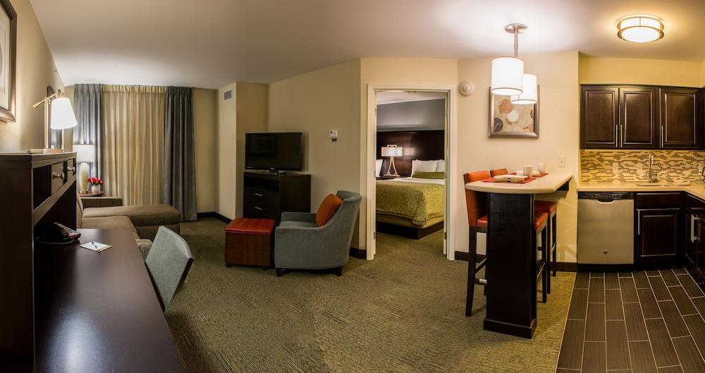 Staybridge Suites Schererville by IHG photo 25