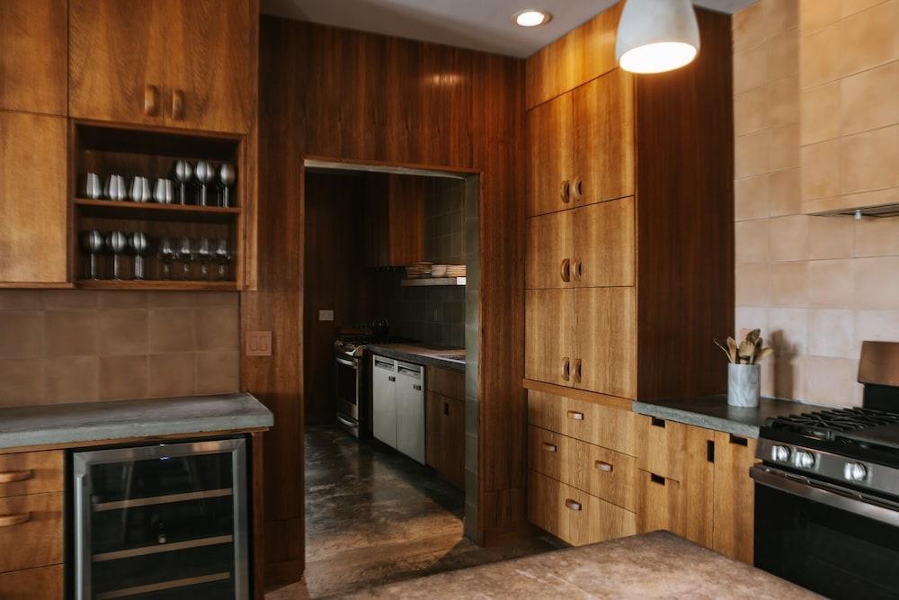 Willow House photo 35