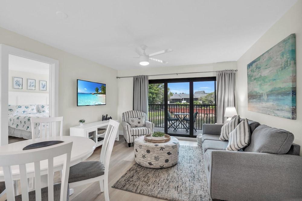 Park Shore Resort photo 3