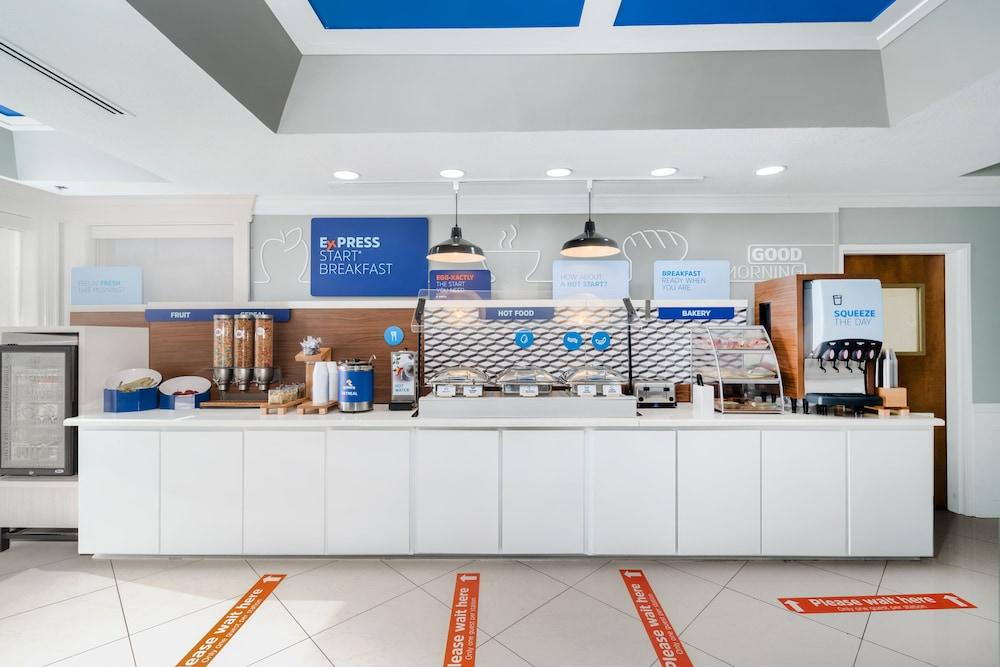 Holiday Inn Express Hotel & Suites Magee by IHG photo 27