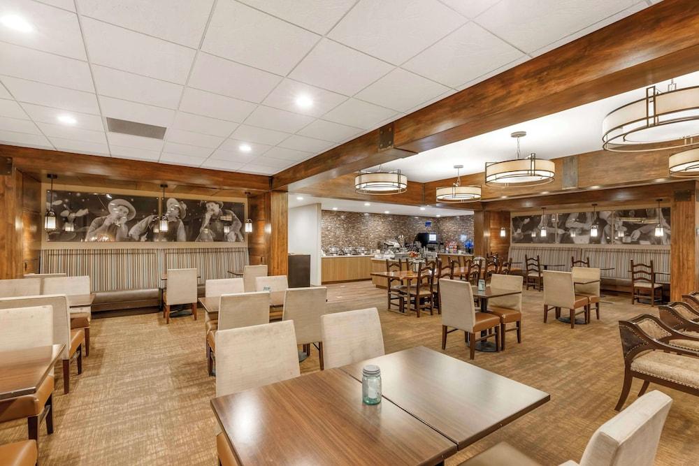 Best Western CottonTree Inn photo 39