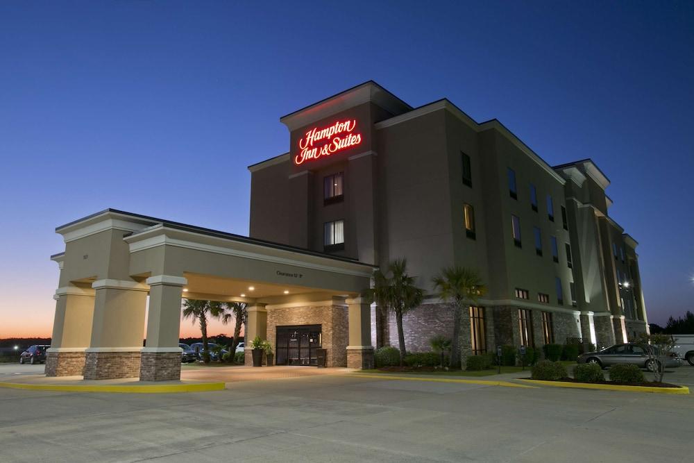 Hampton Inn & Suites Wiggins photo 1