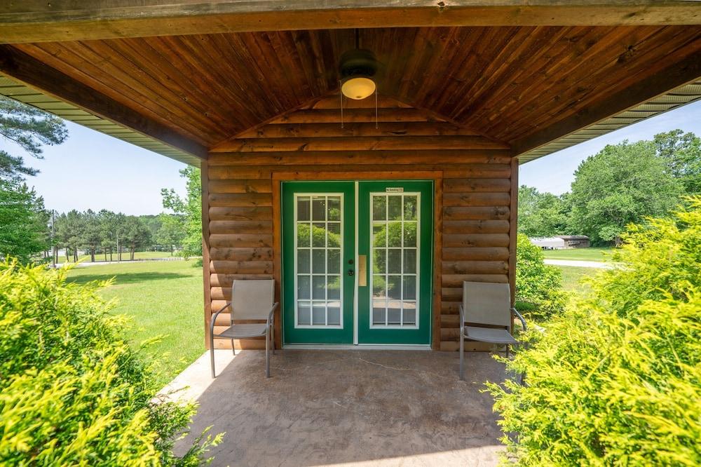 Fishtale Lodge photo 98