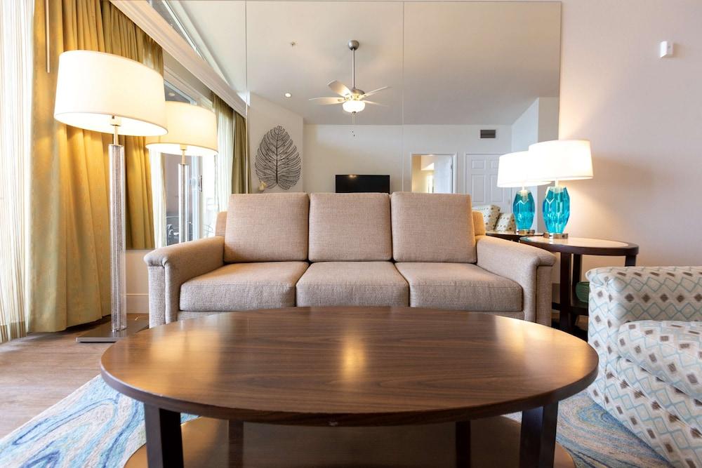 Grand Pacific Palisades photo 10
